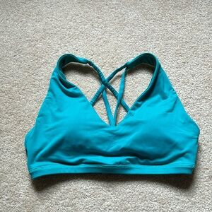 Ptula sports bra